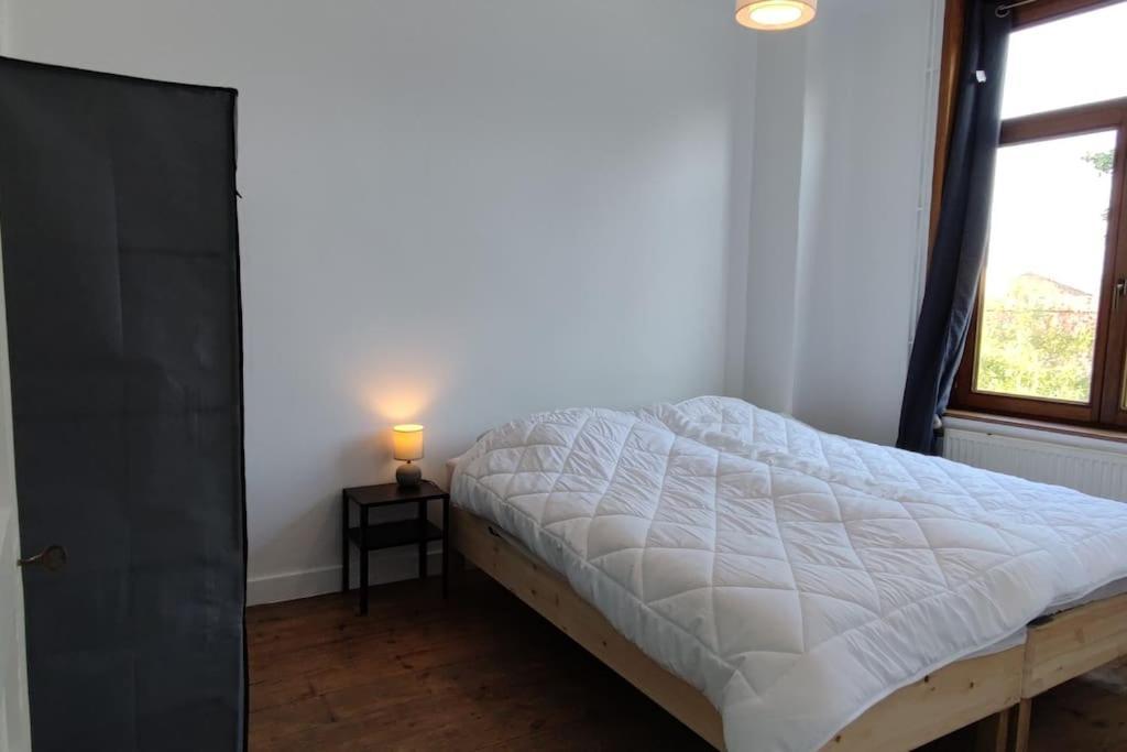 Maison Ronchin/Lille - Proche Toutes Commodites Exterior photo